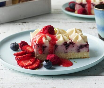 Top Nosh Berry Cream Cheesecake