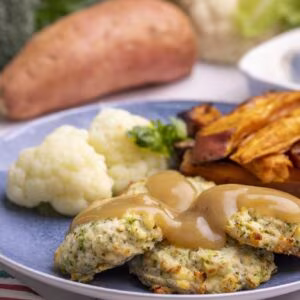 Petite Cheesy Chicken and Broccoli Rissoles